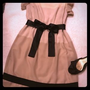 Beautiful Ann Taylor Loft beige and black dress